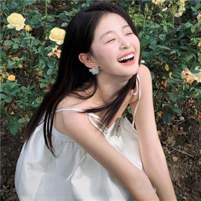 白桦林中的哨所